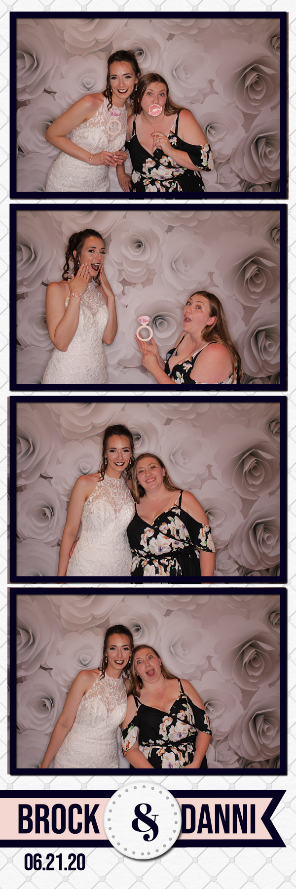 Danni and Brock’s Wedding | View more photos from the event at gallery.photoboothbillings.com/u/PhotoBoothBillings/Danni-and-Brock’s-Wedding